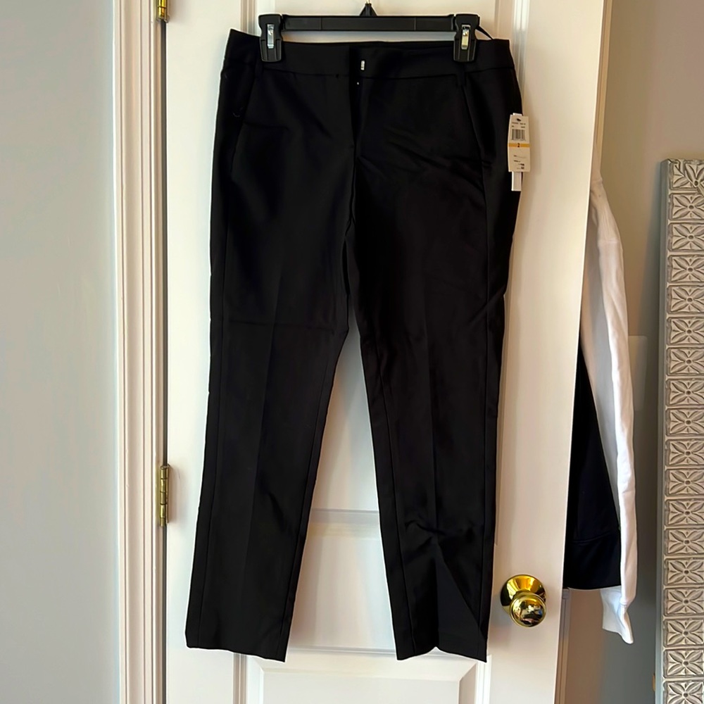 NWT! Gorgeous work pants. So comfy!